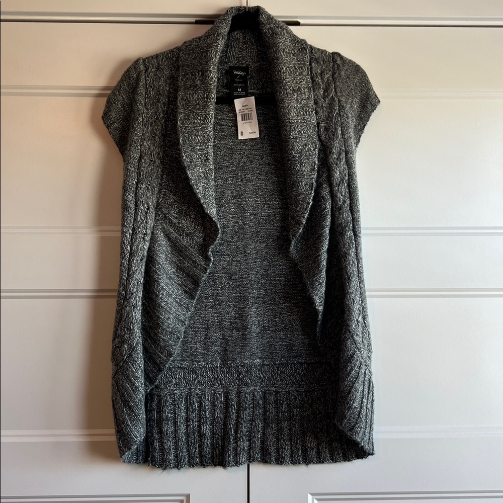Vanity Charcoal Knit‎ Sleeveless Cardigan